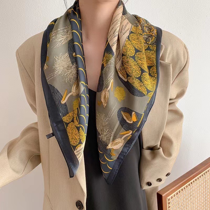 Luxury Bags China - Silk Square Scarf Women Luxury Floral